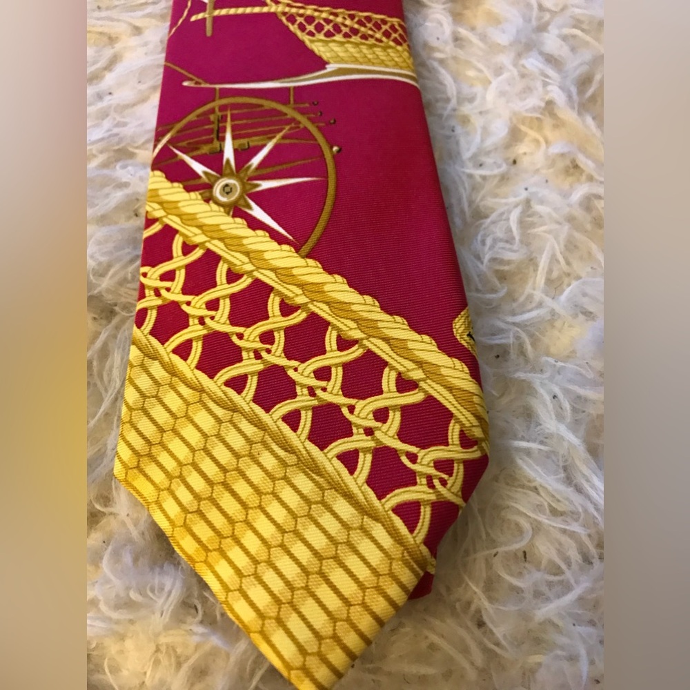 HERMÈS Tie Rare Silk Horse Carriage People Bicycle Chain Red Yellow